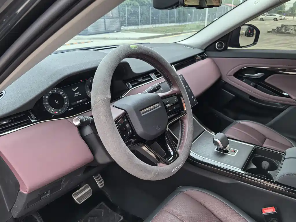 Land Rover Evoque 2025 — фото 14