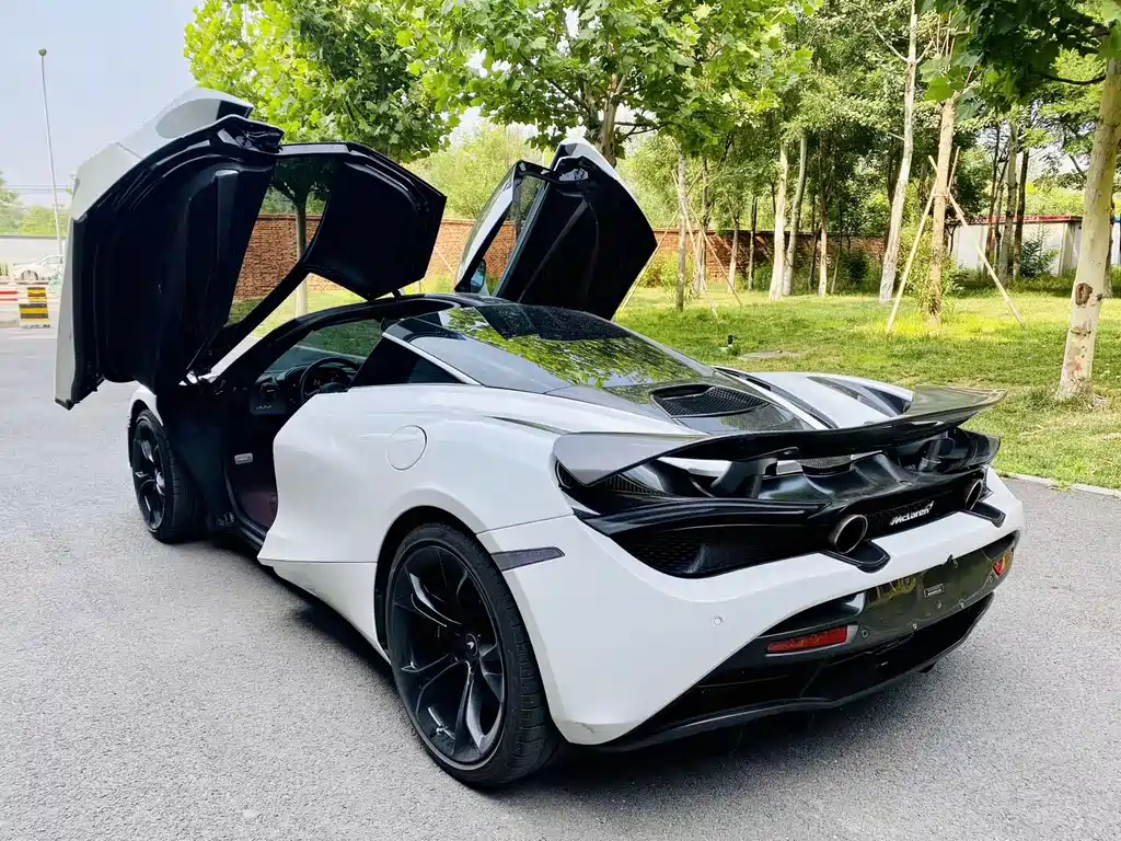 McLaren 720S 2018 — фото 3