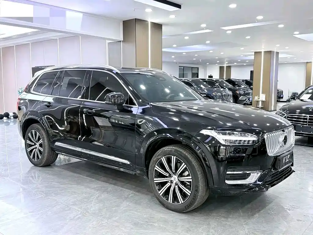 Volvo XC90 2024 — фото 3
