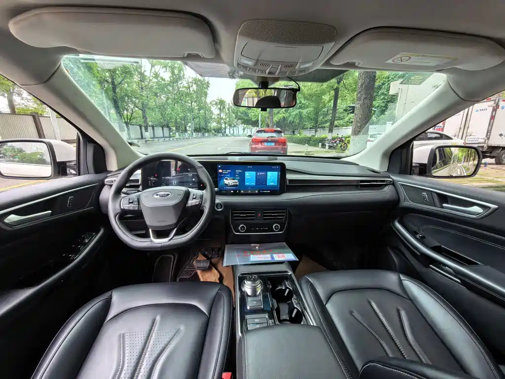 Ford Edge 2022