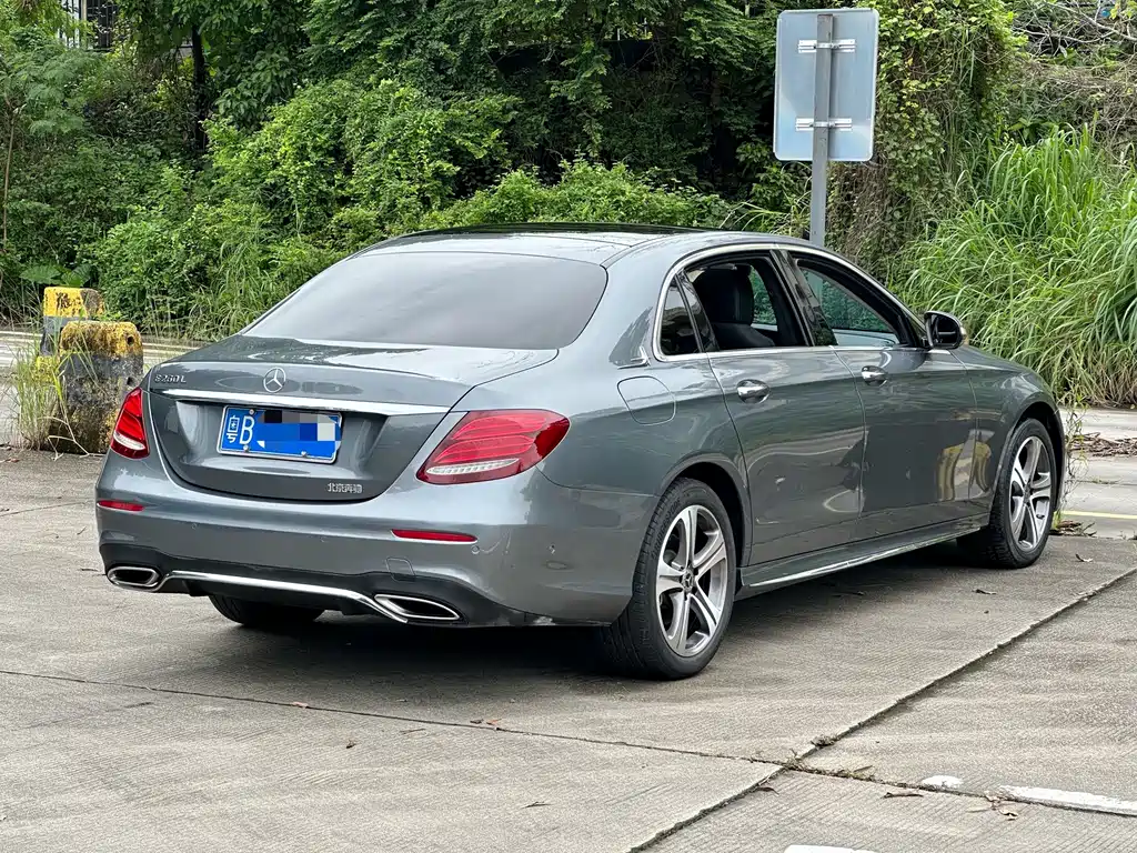 Mercedes-Benz E-Class 2020 — фото 17