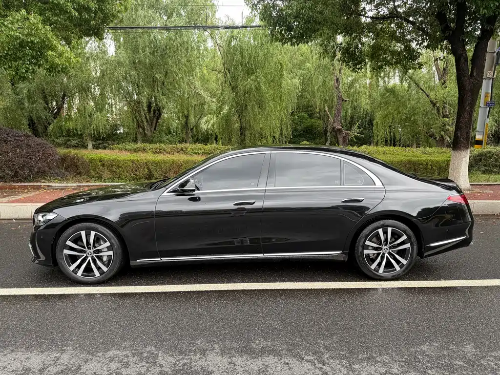 Mercedes-Benz S-Class 2023 — фото 2