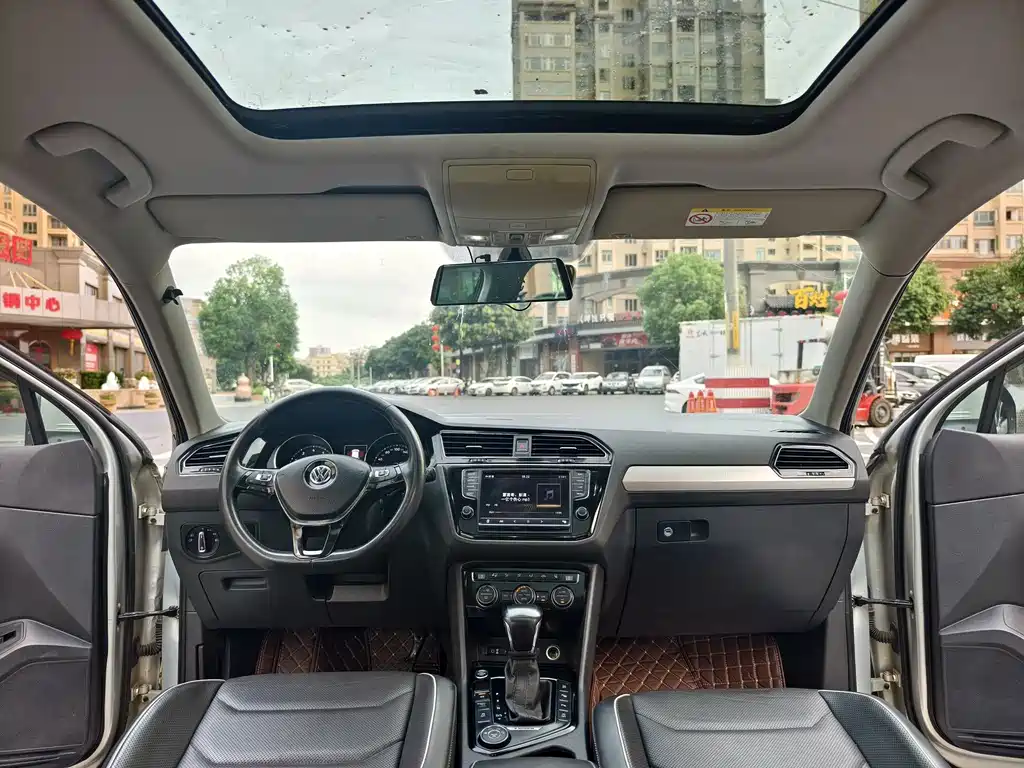 Volkswagen Tiguan L 2017