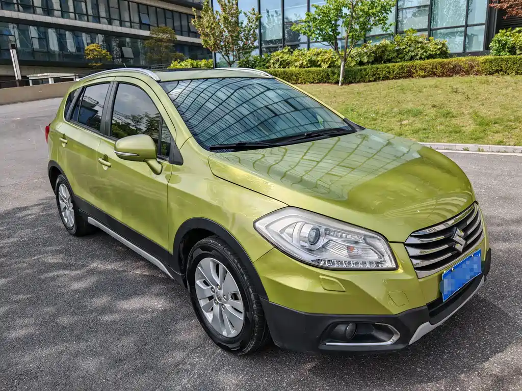Suzuki S-Cross 2014 — фото 2