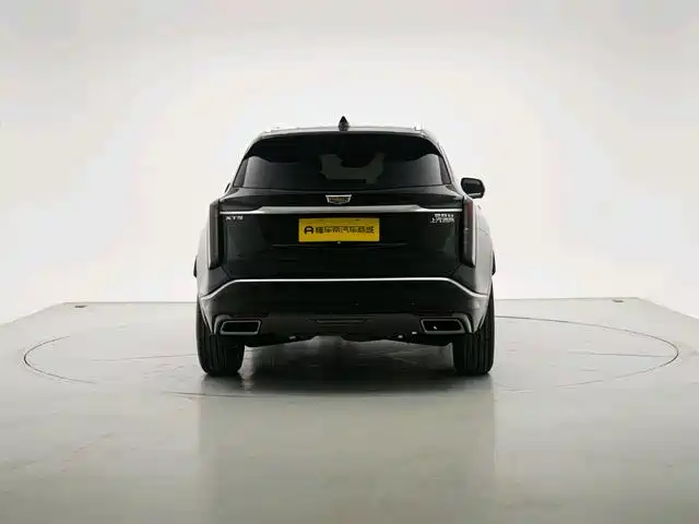 Cadillac XT5 2026