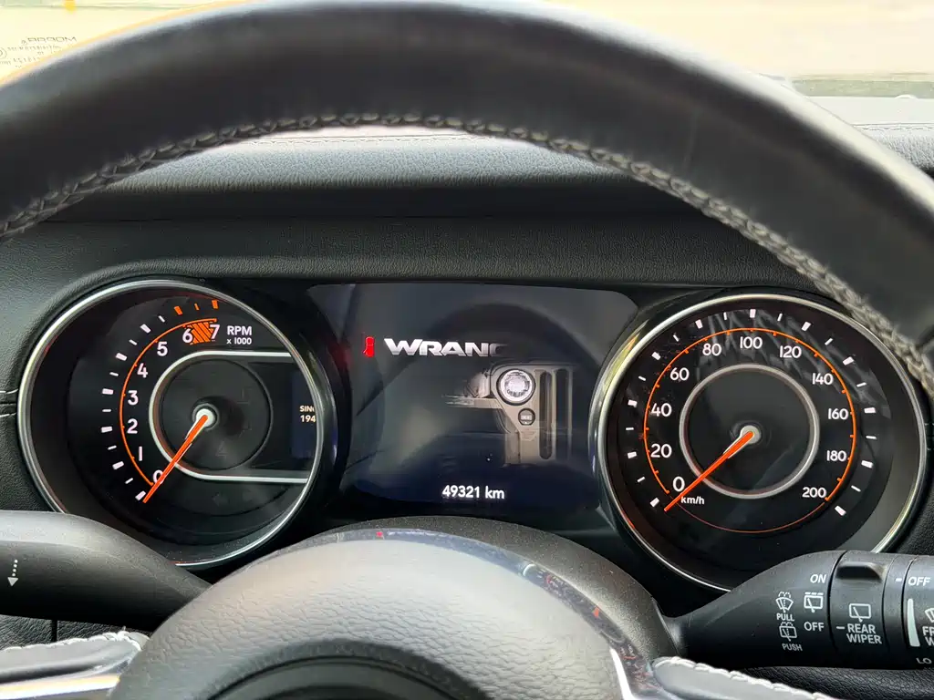 Jeep Wrangler 2021 — фото 23