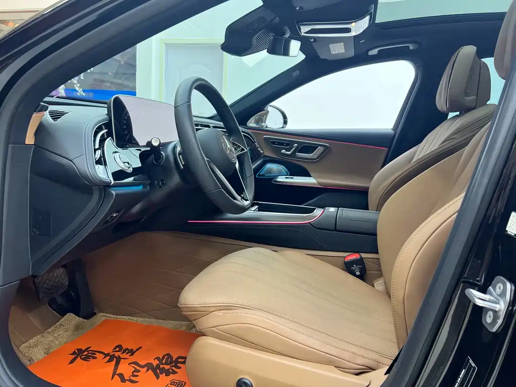 Mercedes-Benz E-Class 2025