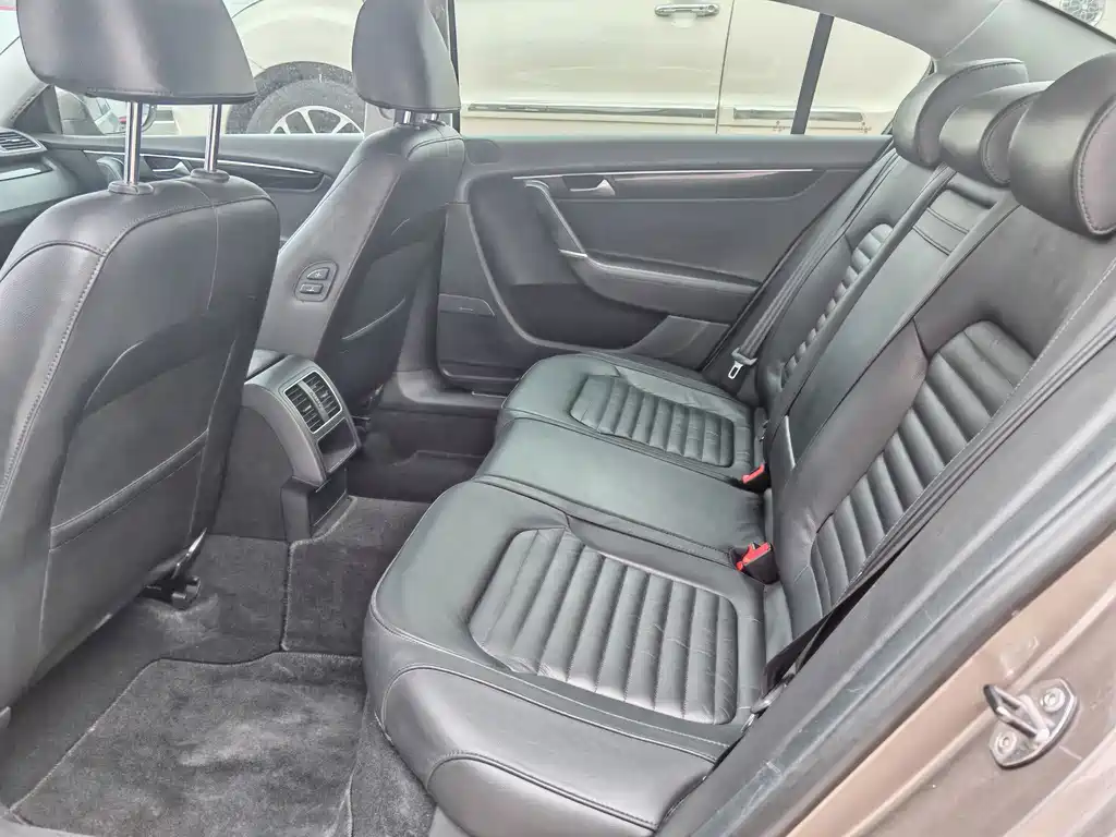 Volkswagen Magotan 2014