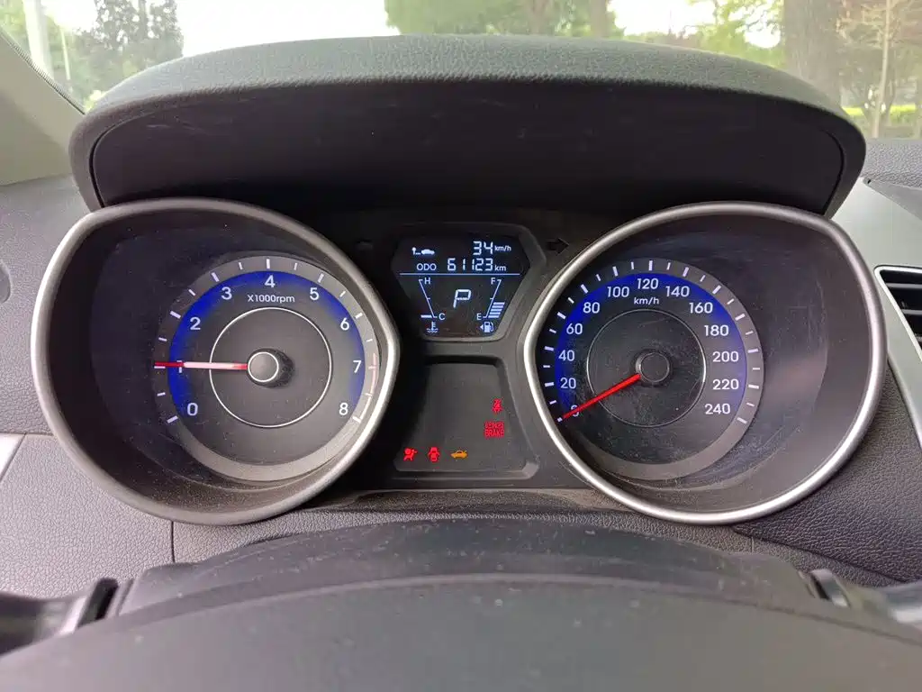 Hyundai Elantra 2016