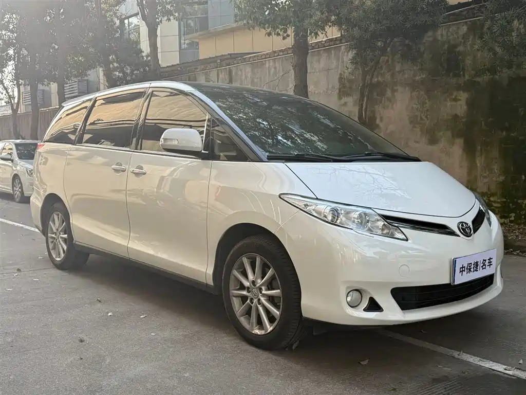Toyota Previa 2019 — фото 3