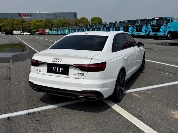 Audi A4L 2023
