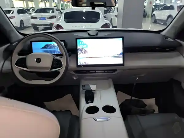 Changan UNI-Z 2025