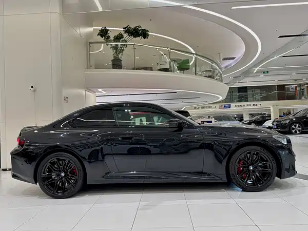 BMW M2 2025