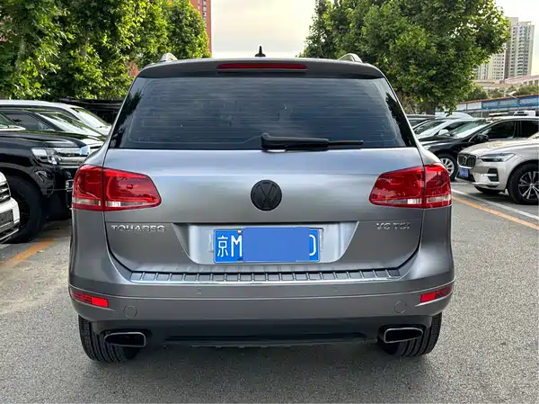 Volkswagen Touareg 2013