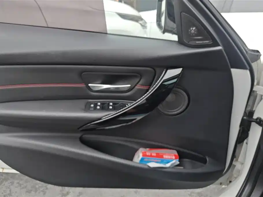 BMW 3 Series 2015