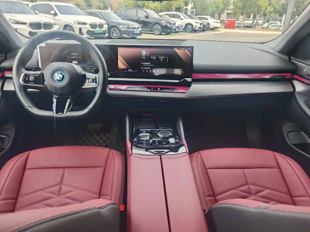 BMW i5 2026 — фото 11