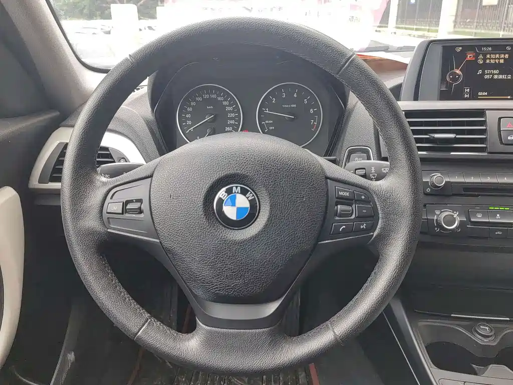 BMW 1 Series 2014 — фото 15