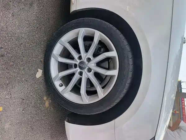 Audi A4L 2019