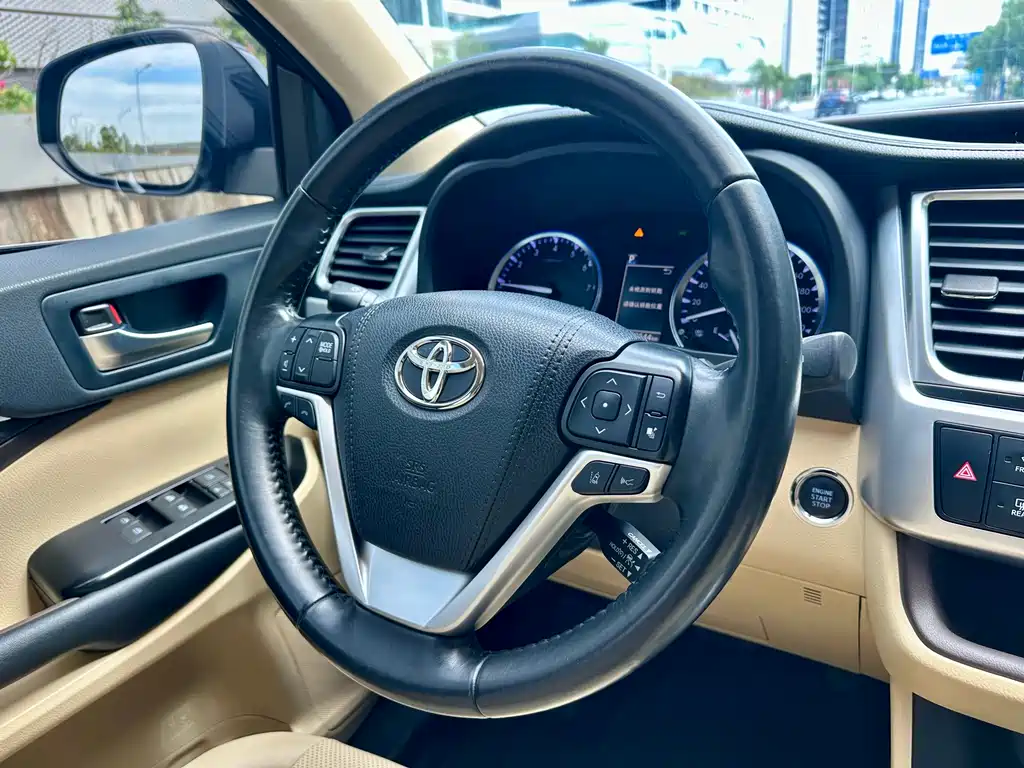 Toyota Highlander 2019 — фото 25