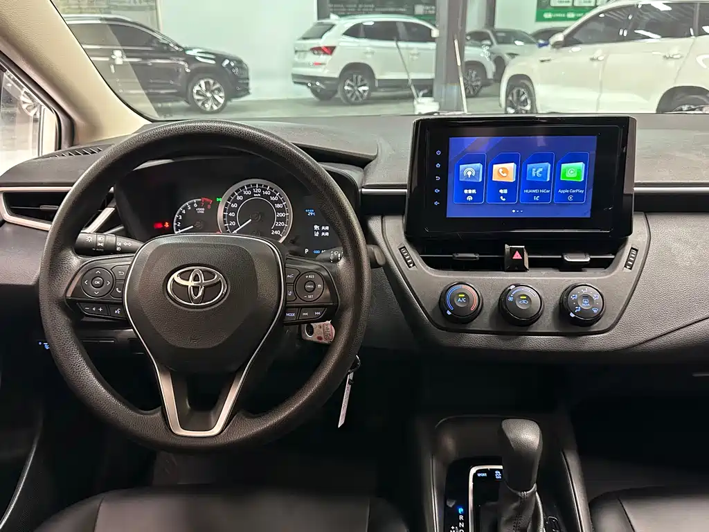 Toyota Corolla 2022 — фото 17