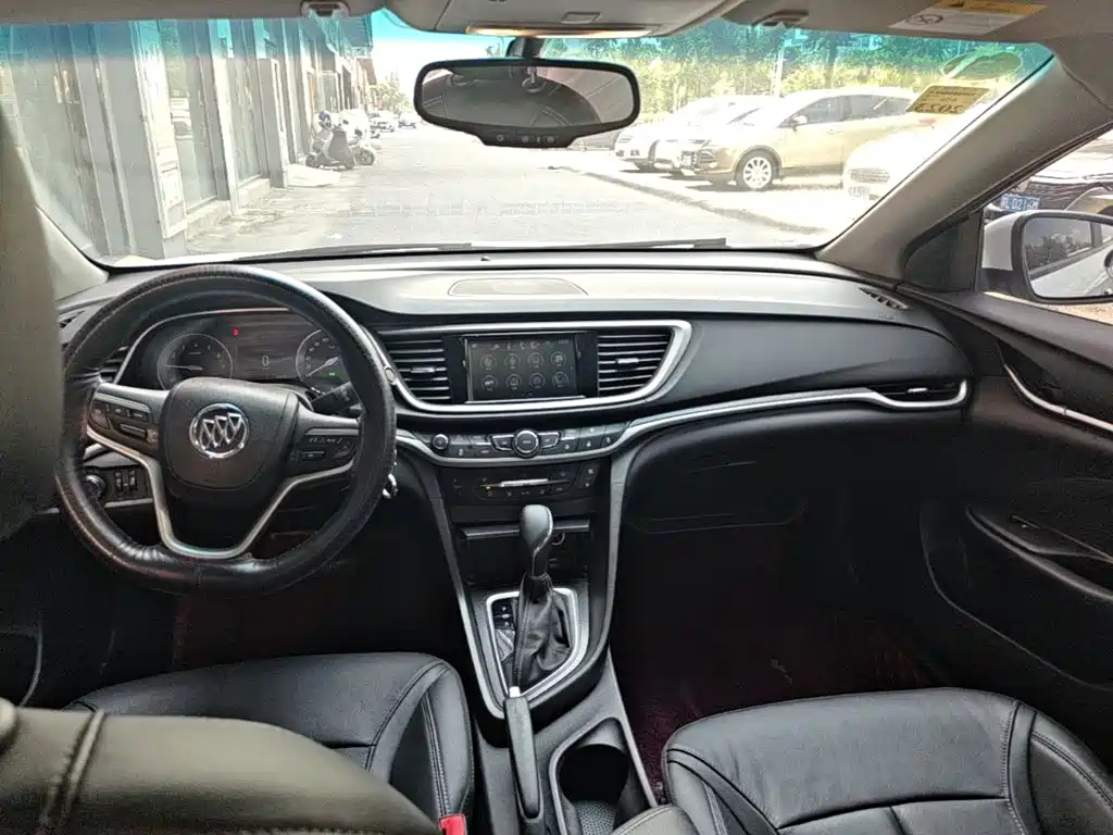 Buick Excelle 2019 — фото 10