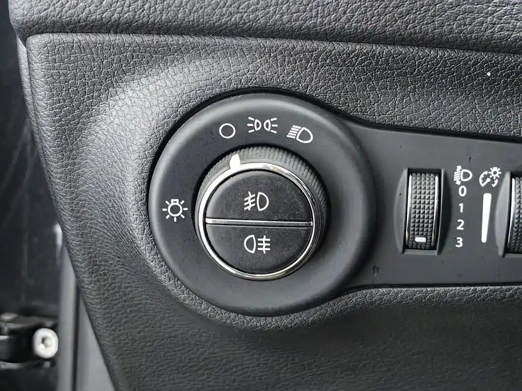 Jeep Compass 2020 — фото 21