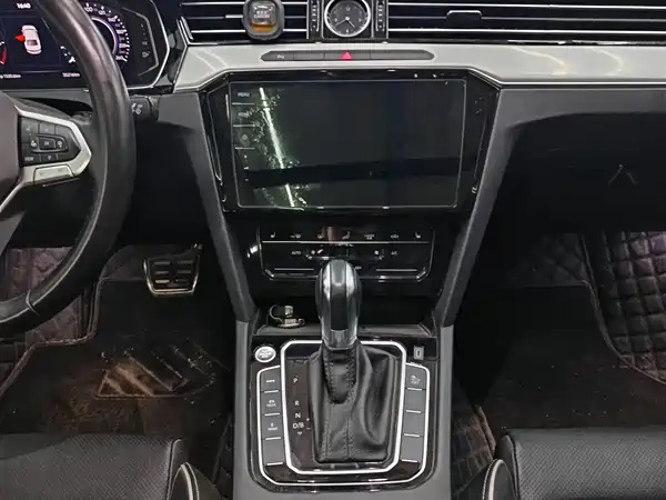 Volkswagen Magotan PHEV 2024