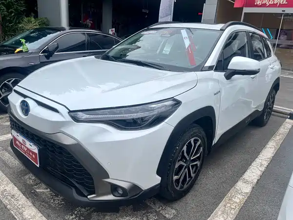Toyota Frontlander 2023