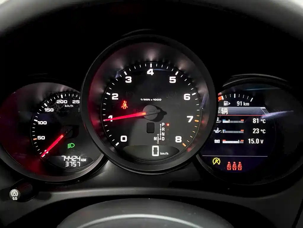 Porsche Macan 2021 — фото 9