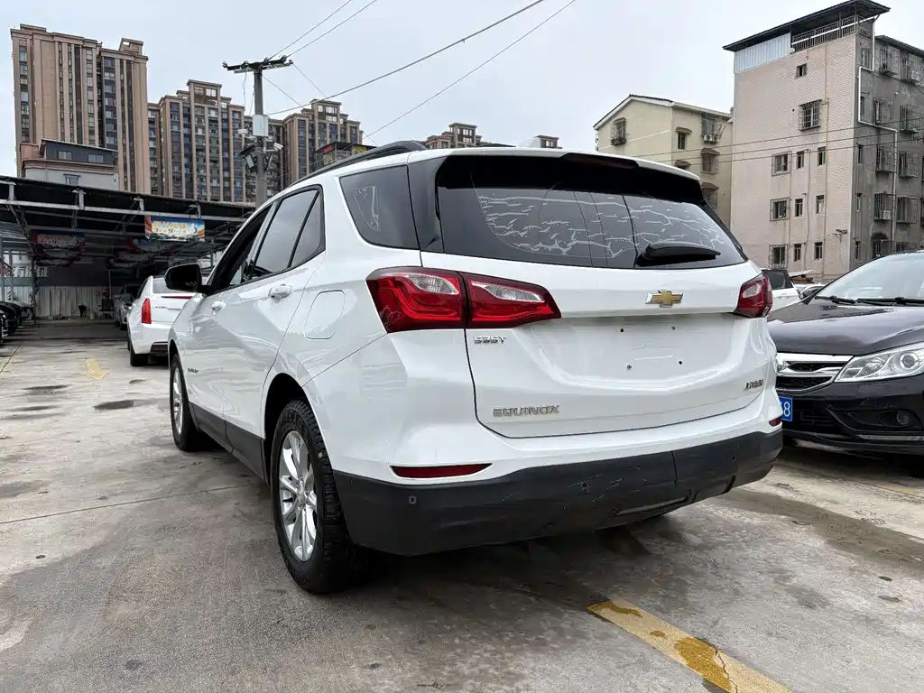 Chevrolet Equinox 2018 — фото 4
