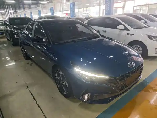 Hyundai Elantra 2021