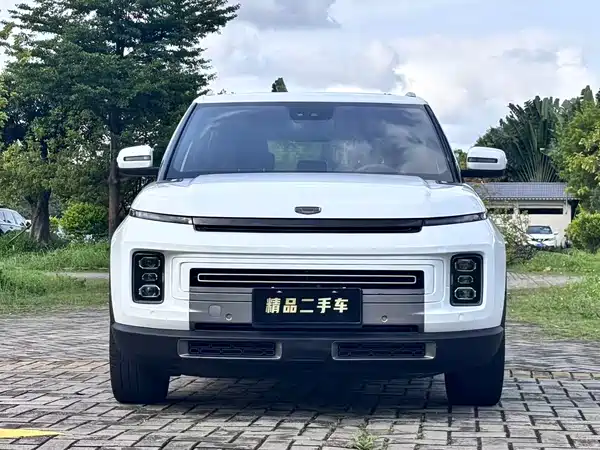 Geely ICON 2020
