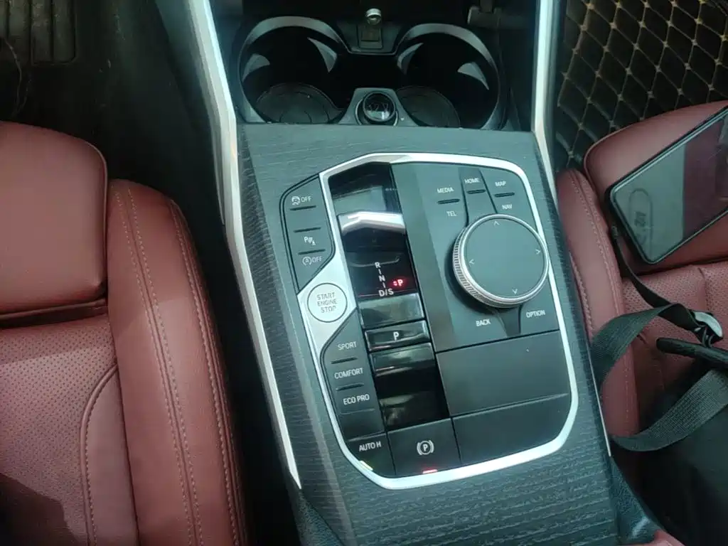 BMW 4 Series 2025 — фото 14