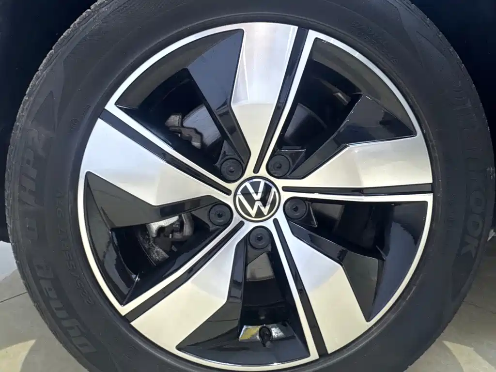 Volkswagen Tharu 2021 — фото 24