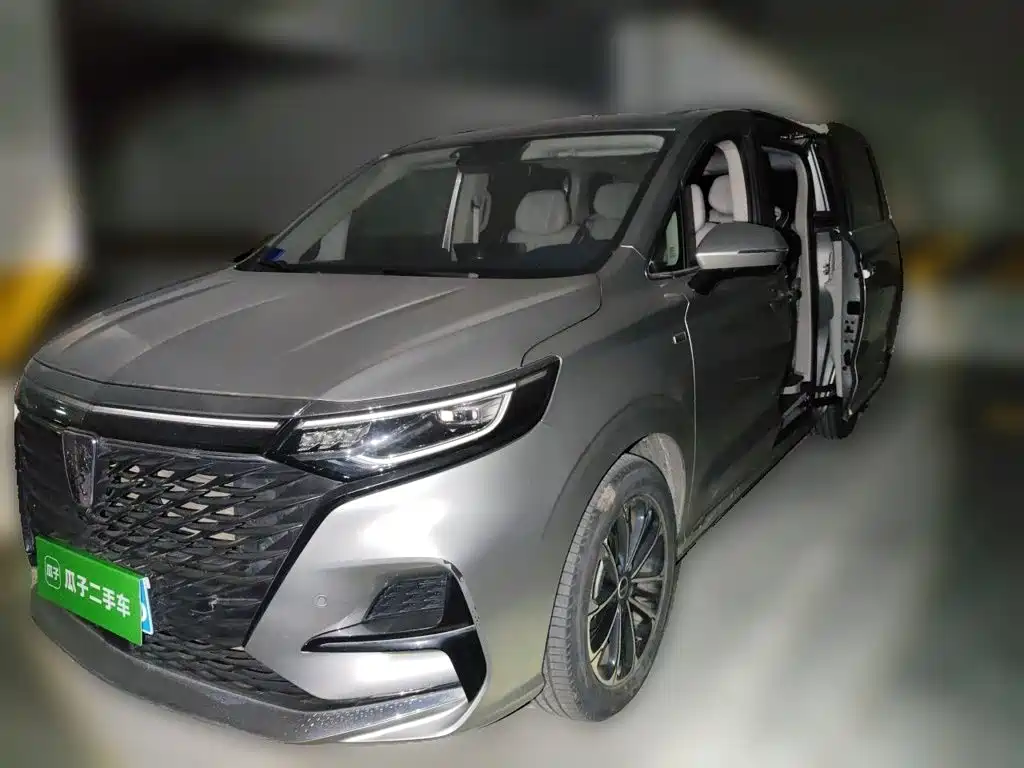 Roewe iMAX8 2022