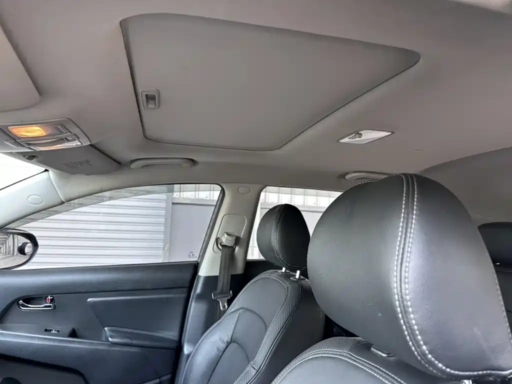 Kia Sportage 2015 — фото 12