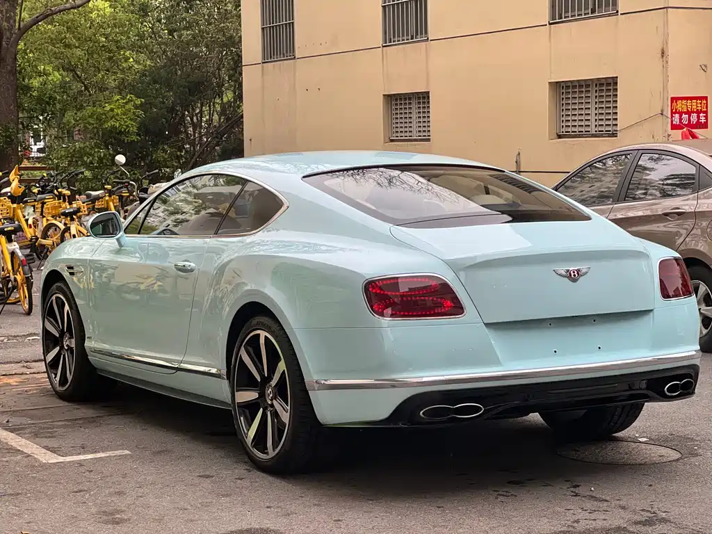 Bentley Continental 2016 — фото 4