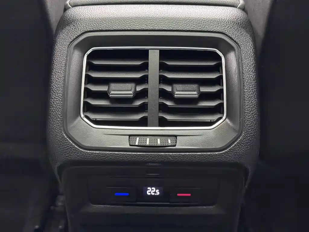 Volkswagen Tiguan L 2020 — фото 13