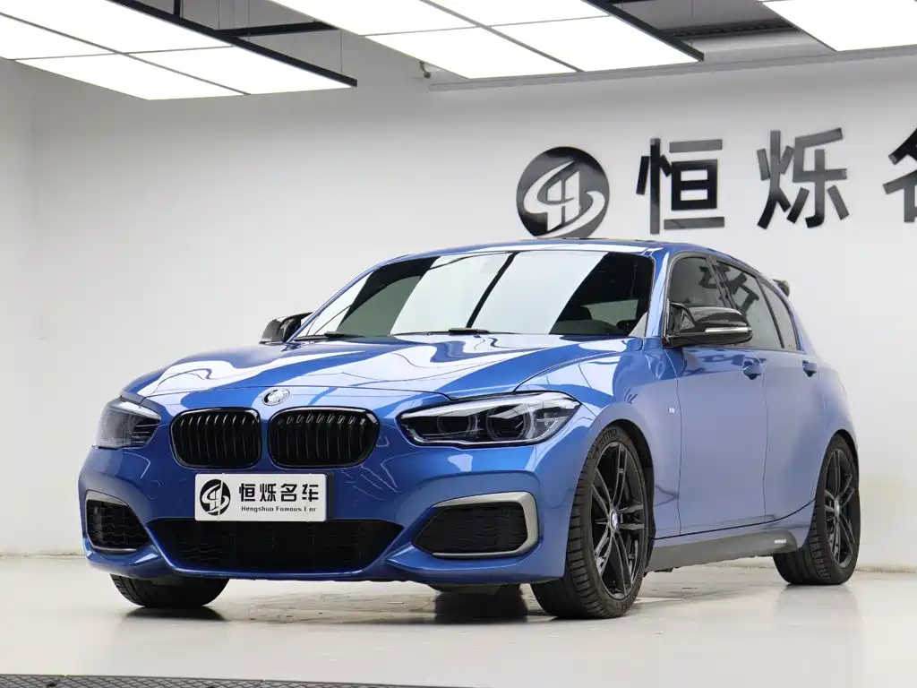 BMW 1 Series 2017 — фото 30