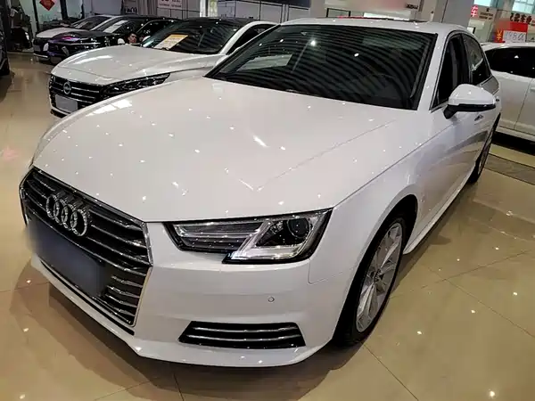 Audi A4L 2018