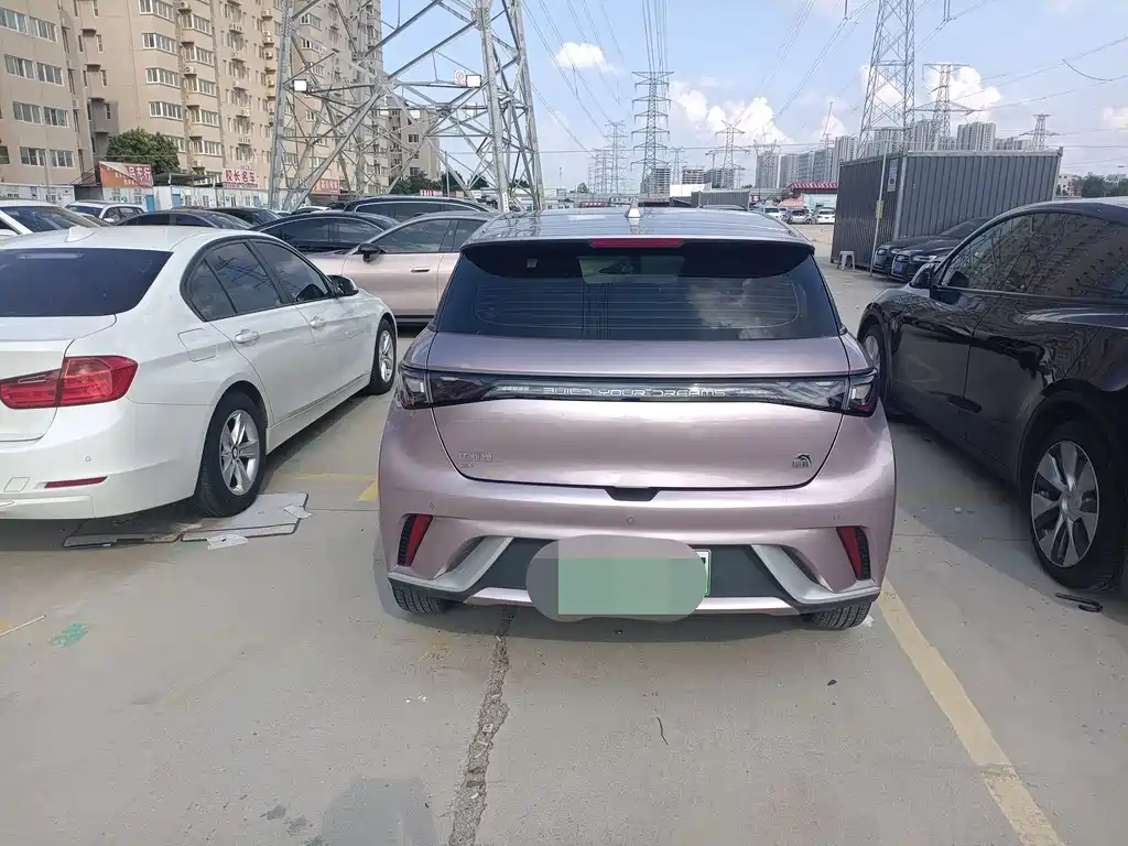 BYD Dolphin 2022 — фото 10