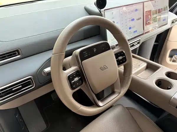 Li Auto MEGA 2026