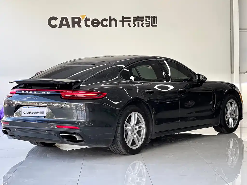 Porsche Panamera 2018 — фото 7