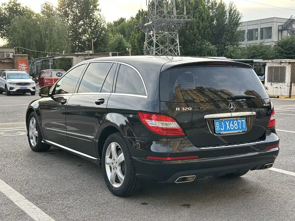 Mercedes-Benz R-Class 2014 — фото 19