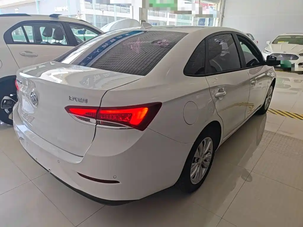 Buick Excelle 2021