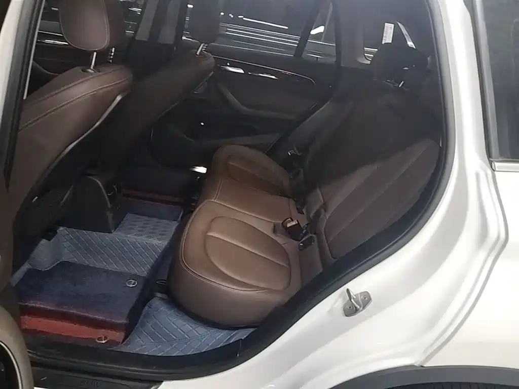 BMW X1 2021 — фото 17
