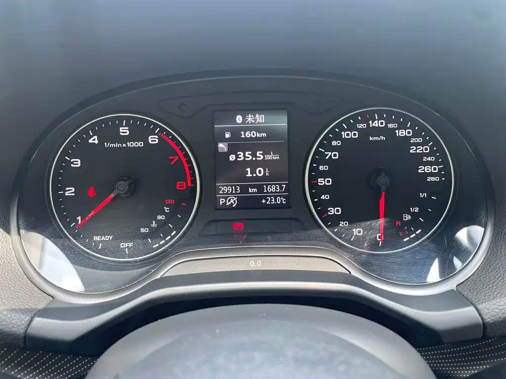 Audi Q2L 2021