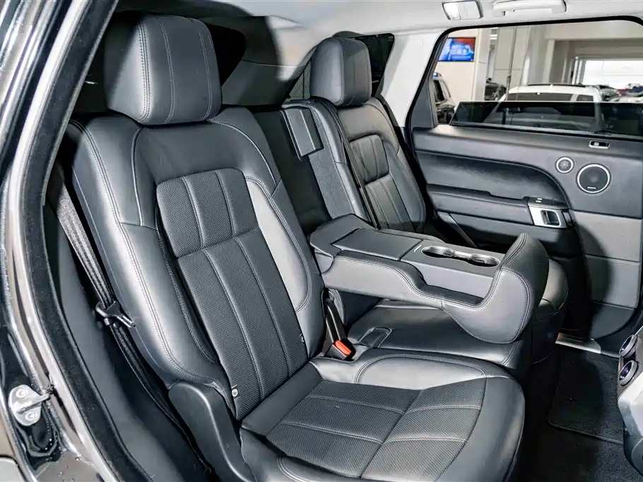 Land Rover Sport 2018 — фото 25
