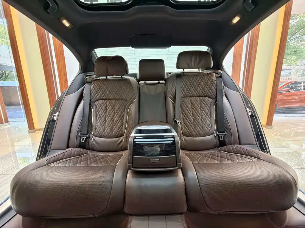 BMW 7 Series 2022 — фото 16
