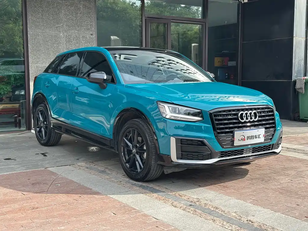 Audi Q2L 2018